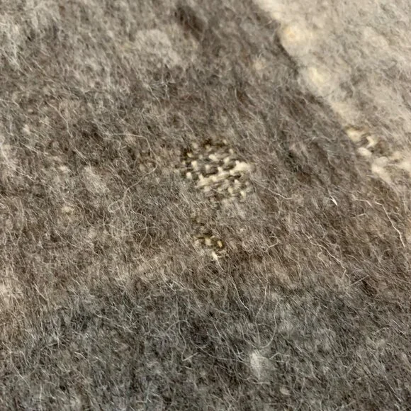 VTG Gray Woolen Reindeer Rabbit Pattern Blanket Throw Fringe Edges Handloom - Picture 4 of 5